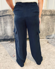 Load image into Gallery viewer, LUCY PARIS: MELLA CARGO PANT - BLACK (S)
