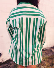 Load image into Gallery viewer, SHOW ME YOUR MUMU: BERMAN BUTTON DOWN - CENTER COURT STRIPE

