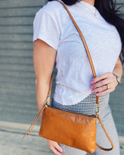 Load image into Gallery viewer, HOBO: DARCY CROSSBODY - NATURAL
