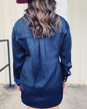 Load image into Gallery viewer, LUCY PARIS: ELENA BUTTONDOWN TOP - NAVY
