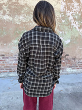 Load image into Gallery viewer, Z SUPPLY: RIVER PLAID BUTTON UP - ASH BLACK