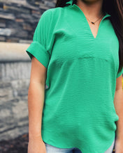 Load image into Gallery viewer, IVY JANE: NOTCH COLLAR POPOVER - APPLE GREEN
