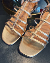 Load image into Gallery viewer, SEYCHELLES: LUXURIOUS GOLD SANDAL - METALLIC
