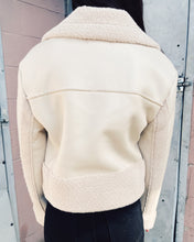 Load image into Gallery viewer, STEVE MADDEN: ATHEN JACKET - BONE
