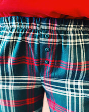 Load image into Gallery viewer, Z SUPPLY: HANGOUT PLAID PANT - MISTLETOE
