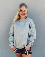 Load image into Gallery viewer, FLEECE WIDE NECK PULLOVER - HEATHER GREY
