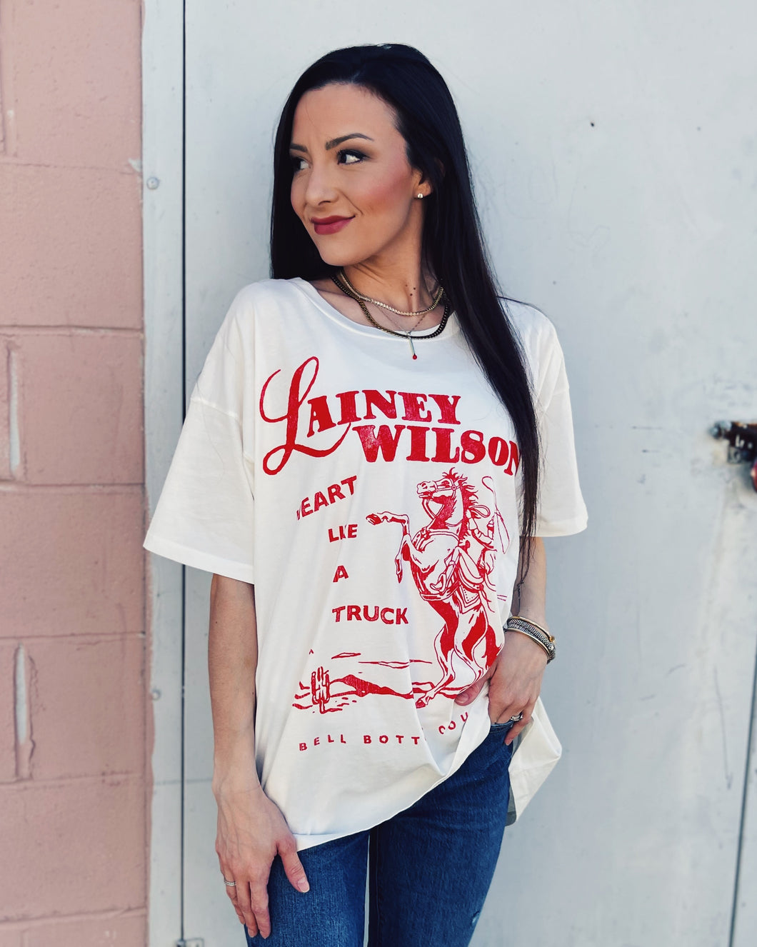 DAYDREAMER: MERCH TEE - LAINEY WILSON BELL BOTTOM COUNTRY