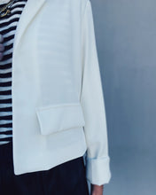 Load image into Gallery viewer, STEVE MADDEN: SERENEA BLAZER - WHITE
