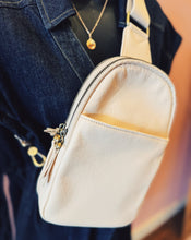 Load image into Gallery viewer, HOBO: CASS SLING BAG - IVORY
