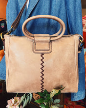 Load image into Gallery viewer, HOBO: SHEILA MEDIUM SATCHEL - HAZEL
