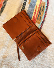 Load image into Gallery viewer, HOBO: LUMEN MINI WALLET - WARM HONEY
