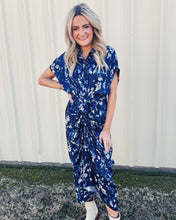 Load image into Gallery viewer, STEVE MADDEN: TORI DRESS - INDIGO
