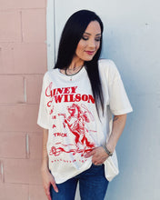 Load image into Gallery viewer, DAYDREAMER: MERCH TEE - LAINEY WILSON BELL BOTTOM COUNTRY
