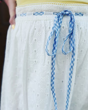 Load image into Gallery viewer, STEVE MADDEN: ZANA SKIRT
