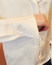 Load image into Gallery viewer, Z SUPPLY: ANA SATIN TOP - CLOUD
