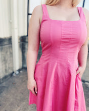 Load image into Gallery viewer, STEVE MADDEN: RANIA DRESS - PERSIMMON PINK
