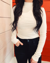 Load image into Gallery viewer, MADE FOR LAYERING MOCK NECK TOP - WHITE (L)
