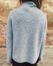 Load image into Gallery viewer, Z SUPPLY: WARM WISHES TURTLENECK SWEATER - SILVERLAKE
