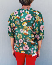 Load image into Gallery viewer, GARDEN PARTY V-NECK TOP - GREEN
