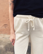 Load image into Gallery viewer, Z SUPPLY: DOWNTOWN WIDE LEG SWEATPANT - CLOUD

