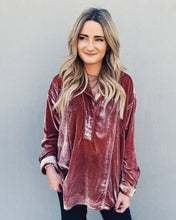 Load image into Gallery viewer, FREE PEOPLE: LUXY VELVET TOP - CEDAR WOOD
