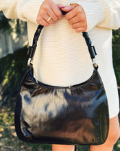 Load image into Gallery viewer, HOBO: MADISON SHOULDER BAG - BLACK
