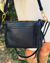 Load image into Gallery viewer, HOBO: KORI CROSSBODY - BLACK
