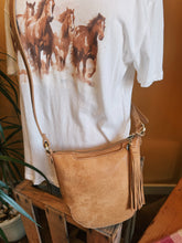 Load image into Gallery viewer, HOBO: LEXI CROSSBODY - WHISKEY
