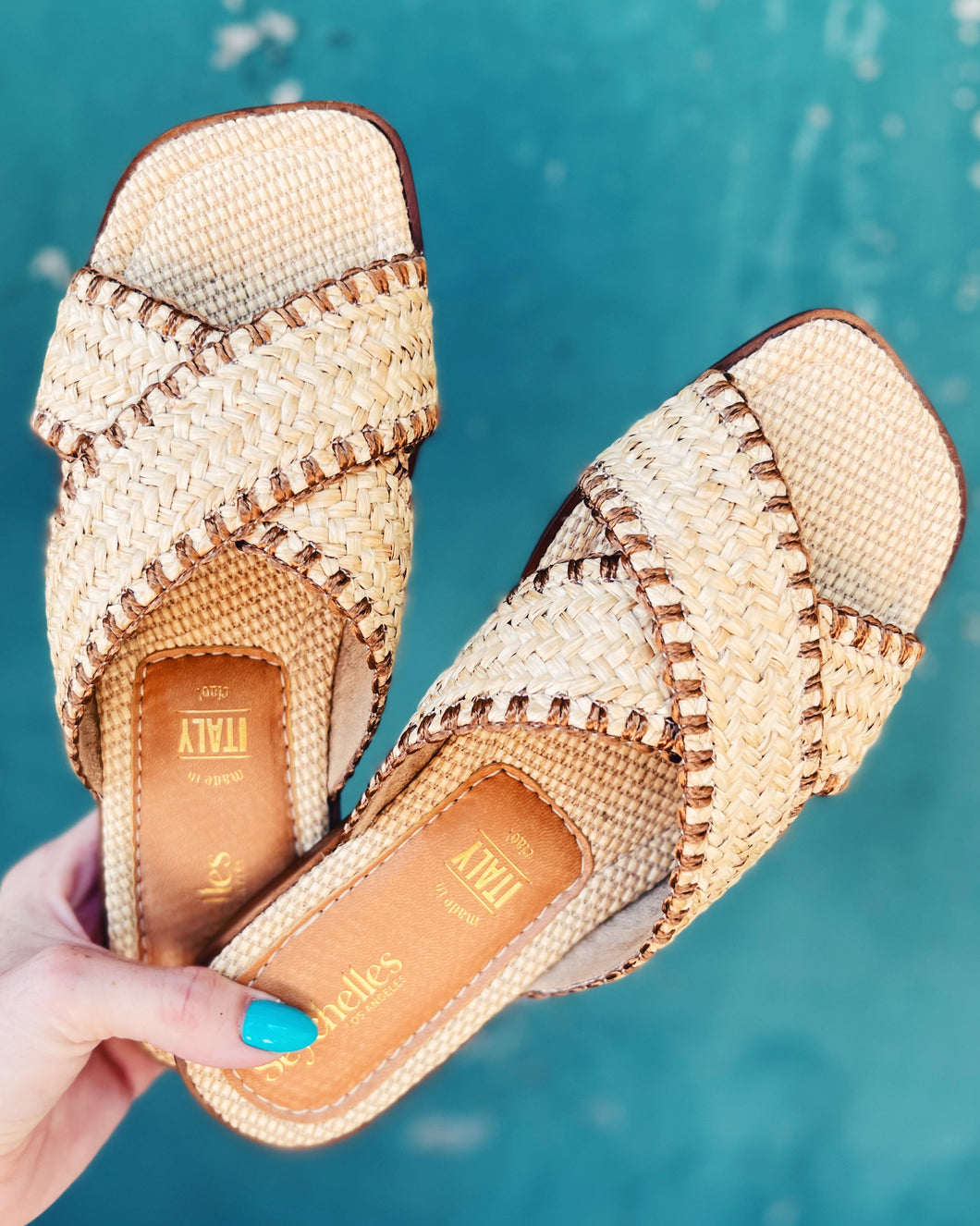 SEYCHELLES: POMELO SANDALS - NATURAL RAFFIA