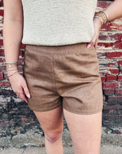 Load image into Gallery viewer, SADIE &amp; SAGE: ARROYO SHORTS - WASHED TAUPE
