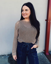 Load image into Gallery viewer, Z SUPPLY: CALA SHIMMER CROCHET SWEATER - CAMPFIRE
