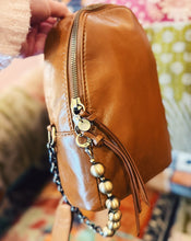 Load image into Gallery viewer, HOBO: FERN SLING - TRUFFLE
