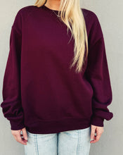 Load image into Gallery viewer, Z SUPPLY: BOYFRIEND SWEATSHIRT - MERLOT
