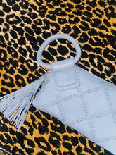 Load image into Gallery viewer, HOBO: SABLE WRISTLET - BLUEBELL
