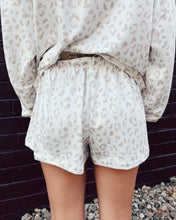 Load image into Gallery viewer, Z SUPPLY: SOFT LEO SHORT - SANDSTONE
