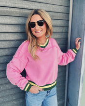 Load image into Gallery viewer, FREE PEOPLE: RIO SWEATSHIRT - PINKY PROMISE COMBO
