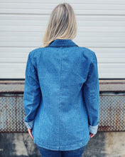 Load image into Gallery viewer, STEVE MADDEN: PAYTON BLAZER - CHAMBRAY BLUE
