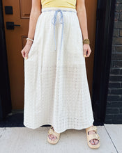 Load image into Gallery viewer, STEVE MADDEN: ZANA SKIRT
