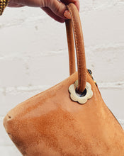 Load image into Gallery viewer, HOBO: DAISY DAZE WRISTLET - WHISKEY
