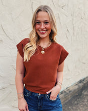 Load image into Gallery viewer, SADIE &amp; SAGE: SOFT CEDAR TAPERED KNIT TOP - RUST
