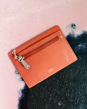 Load image into Gallery viewer, HOBO: EURO SLIDE CARD CASE - PINK MIRAGE
