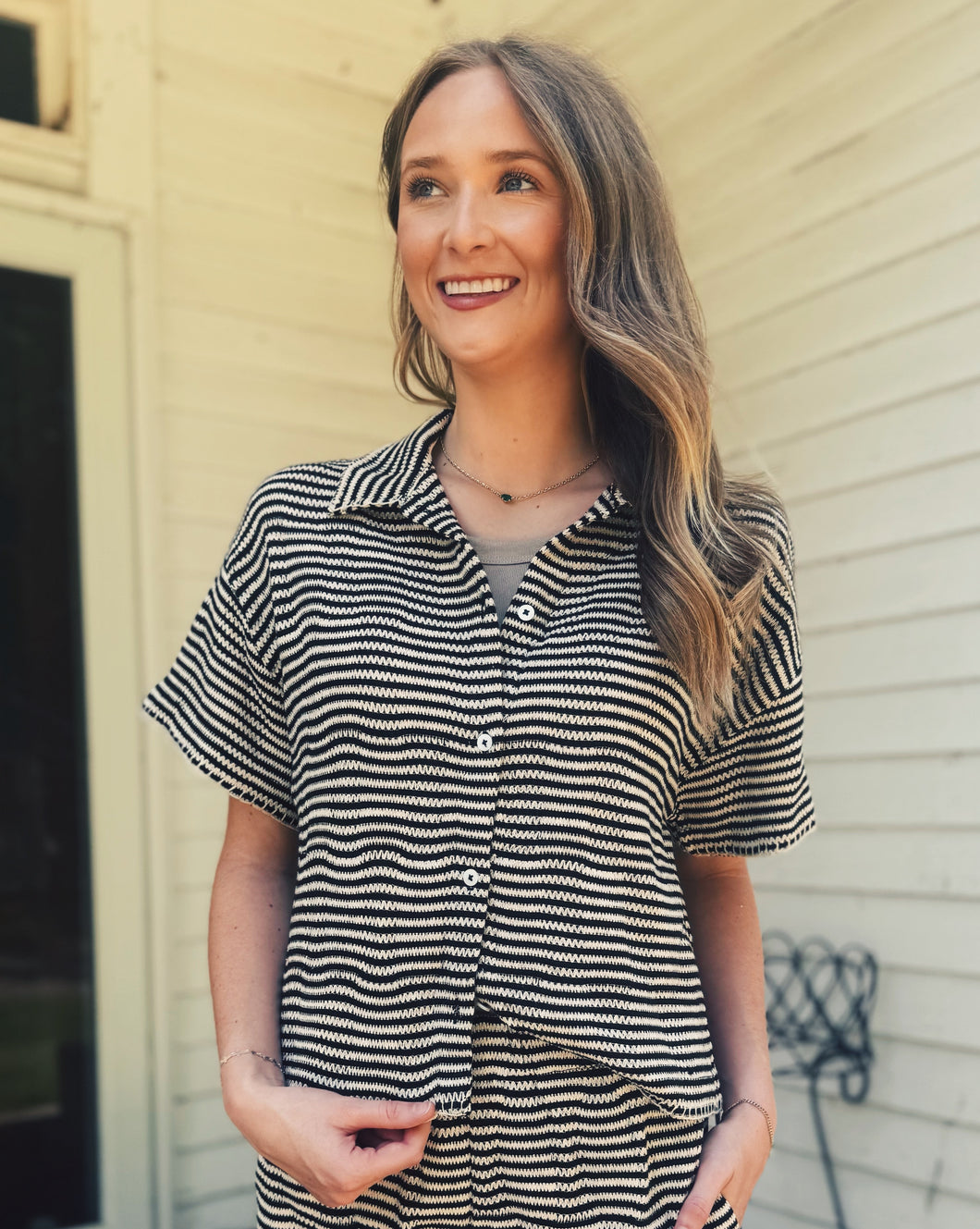 Z SUPPLY: MONACO BUTTON UP - BLACK