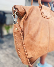 Load image into Gallery viewer, HOBO: SHEILA LARGE SATCHEL - WHISKEY
