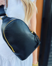 Load image into Gallery viewer, HOBO: FERN SLING - BLACK
