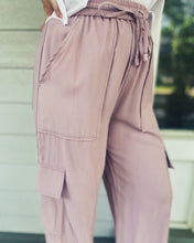 Load image into Gallery viewer, DELUC: REDON PANTS - DUSTY PINK
