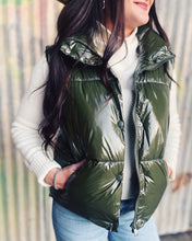 Load image into Gallery viewer, DELUC: MARMI PUFFER VEST - ARMY
