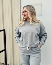 Load image into Gallery viewer, Z SUPPLY: RESET SWEATSHIRT - HEATHER GREY
