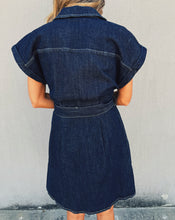 Load image into Gallery viewer, STEVE MADDEN: ODIE DRESS - WASHED DENIM

