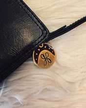 Load image into Gallery viewer, HOBO: COIN WRISTLET WALLET - BLACK
