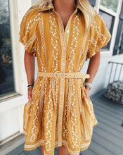 Load image into Gallery viewer, STEVE MADDEN: DAISY DRESS - VINTAGE GOLD (4)
